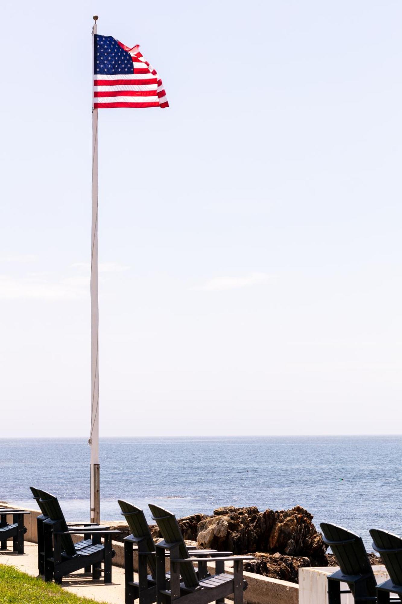 Bluebird Ocean Point Inn Ngoại thất bức ảnh